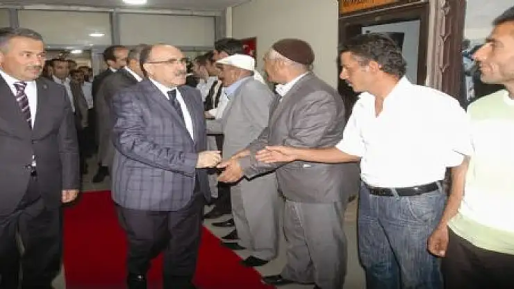 İZ BIRAKACAK PARTİYİZ